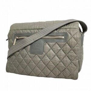 CHANEL Gray Shoulder Bag